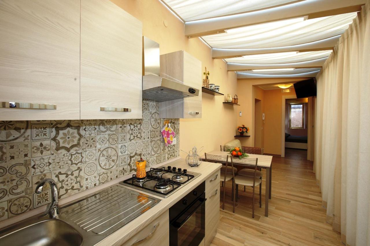 Re Sole Case Vacanze - Esclusivo Attico M A R T E Con Spaziosissima Terrazza Solarium Attrezzata Avola Exteriér fotografie