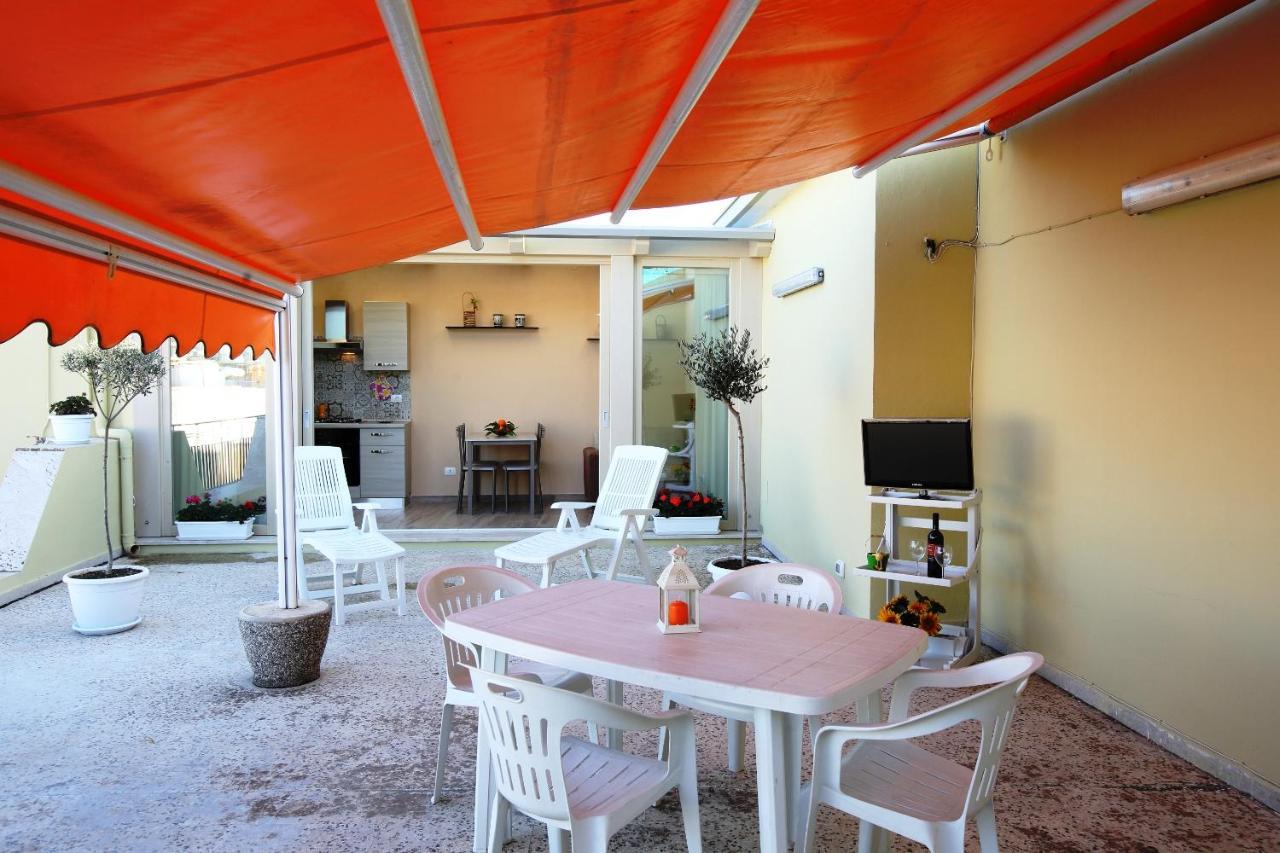 Re Sole Case Vacanze - Esclusivo Attico M A R T E Con Spaziosissima Terrazza Solarium Attrezzata Avola Exteriér fotografie