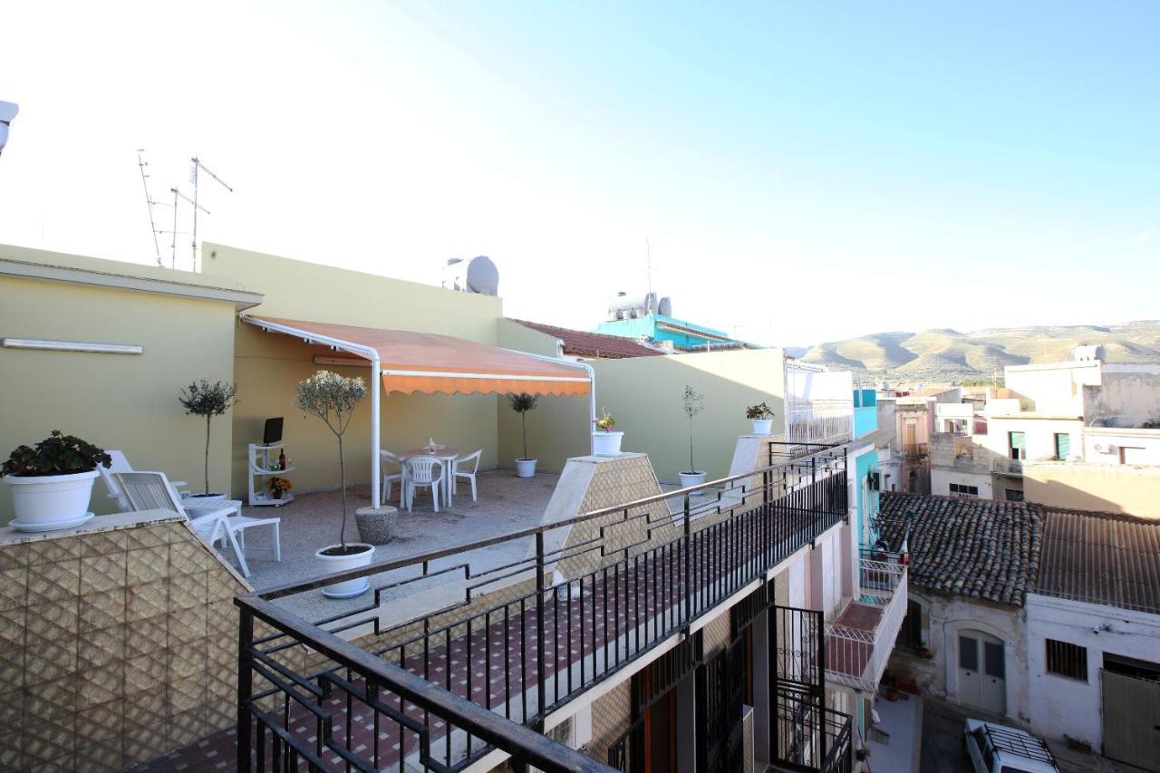 Re Sole Case Vacanze - Esclusivo Attico M A R T E Con Spaziosissima Terrazza Solarium Attrezzata Avola Exteriér fotografie