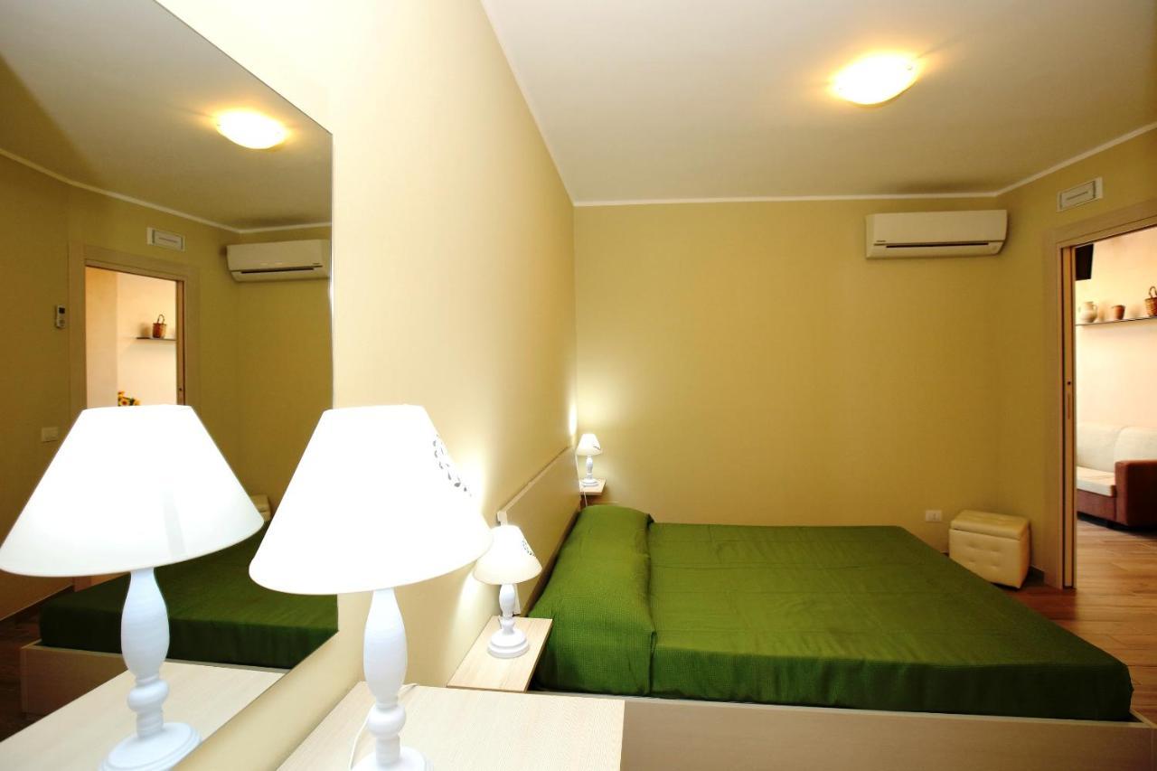 Re Sole Case Vacanze - Esclusivo Attico M A R T E Con Spaziosissima Terrazza Solarium Attrezzata Avola Exteriér fotografie