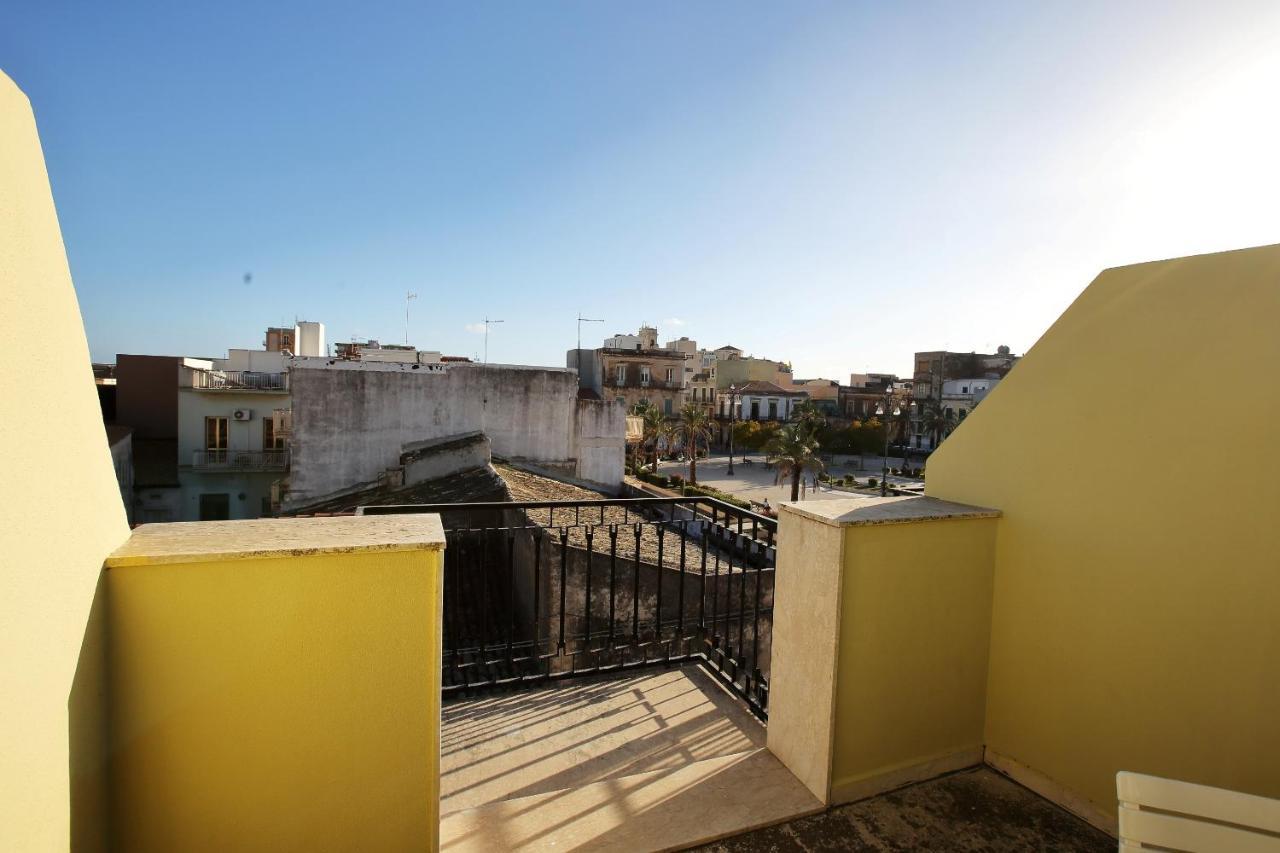 Re Sole Case Vacanze - Esclusivo Attico M A R T E Con Spaziosissima Terrazza Solarium Attrezzata Avola Exteriér fotografie